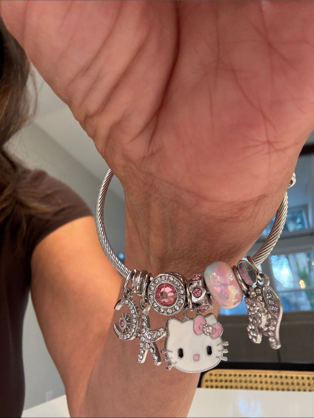 Hello Kitty
Sanrio Fashion Charm Bead Bracelet